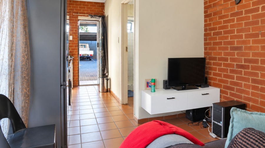 1 Bedroom Property for Sale in Rustenburg Central North West